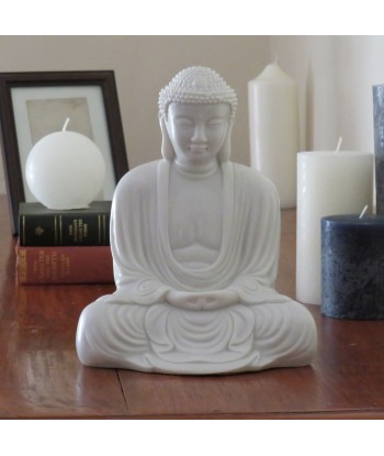 Classic Style Buddha in meditation pose - white or black reconstituted marble acheter en ligne